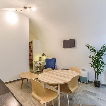 Apartamento En Pleno Barrio De Las Letras Lägenhet Madrid Exteriör bild