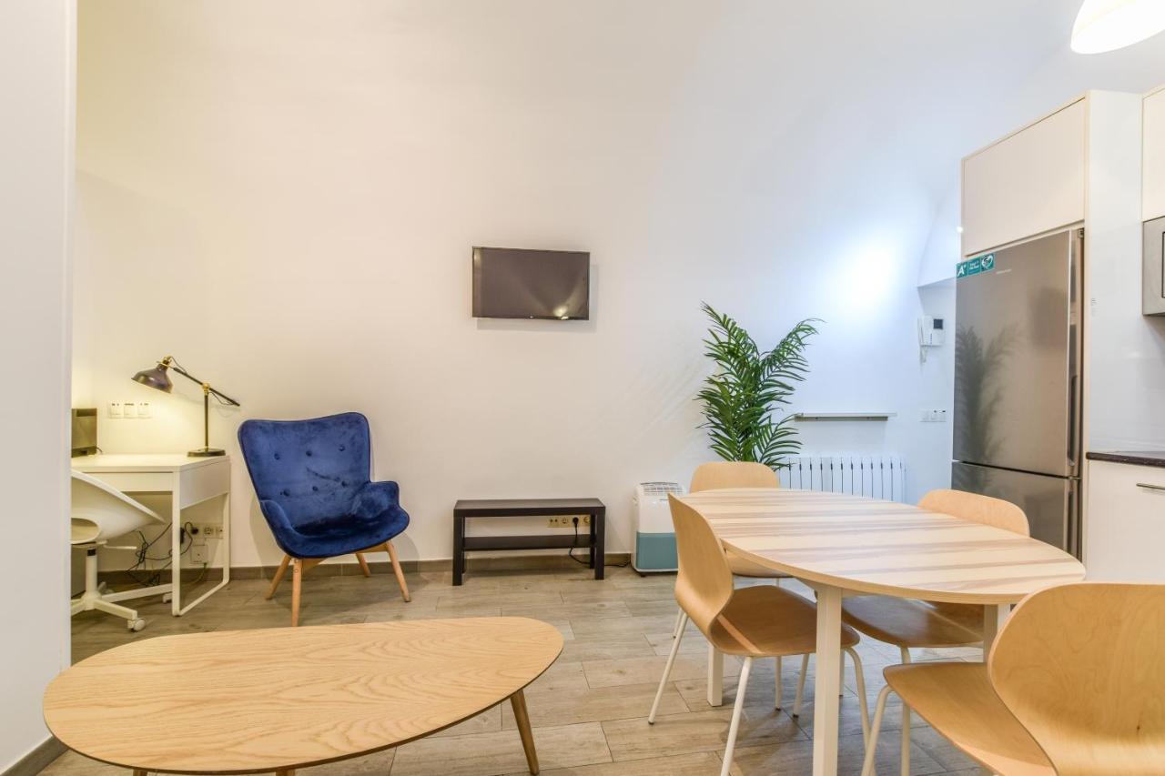 Apartamento En Pleno Barrio De Las Letras Lägenhet Madrid Exteriör bild